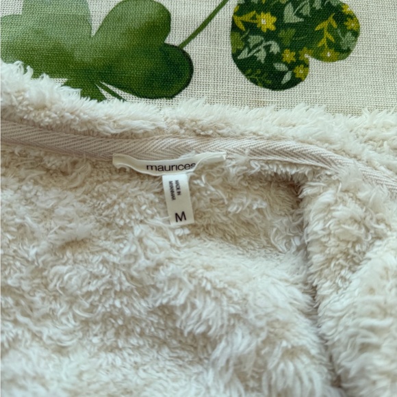 Maurices Cream Fleece Vest - Picture 3 of 3